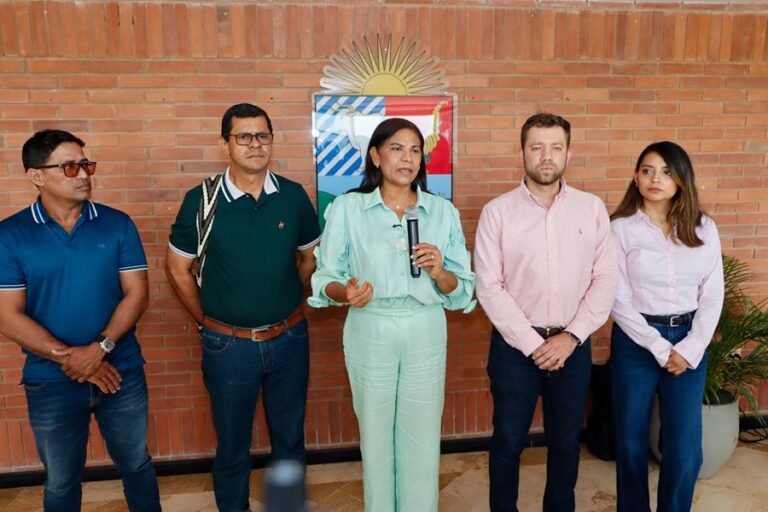 “La Mojana celebra: vía El Cauchal–Sucre se amplía de 10 a 16 km, anuncia la gobernadora Lucy García”